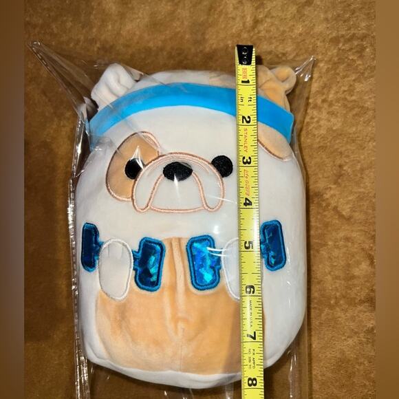 Squishmallows 8” “Brock the Bulldog” Fitness Wellness Squad - Picture 7 of 9